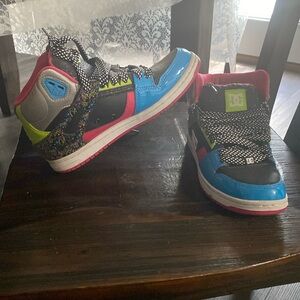 Like new, dc shoes